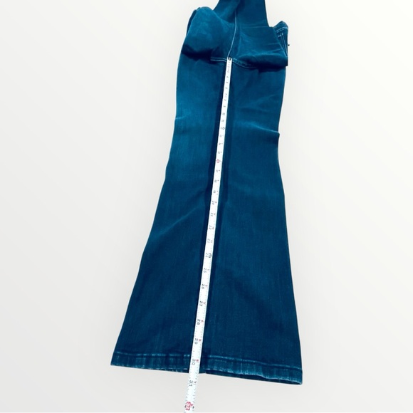 Levi’s 512 High Rise Bootcut Blue Jeans - Picture 13 of 16